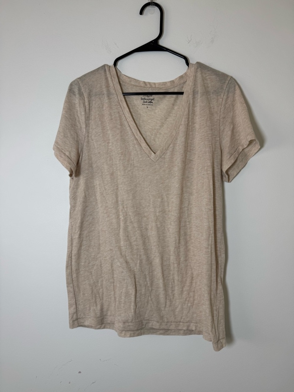 J.Crew Featherweight Slub Cotton V Neck T Shirt Womens L Beige Neutral Basic Tee